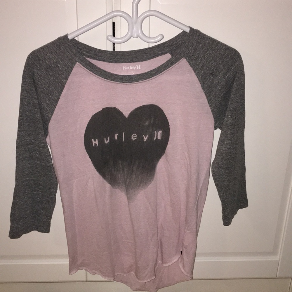 Hurley comfy shirt❤️BOGO❤️